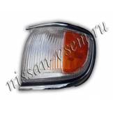 Габарит левый бело желтый c хром молдингом Nissan Patfinder R50 (поворотник) 3151515LAS1