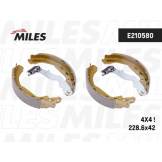 Колодки тормозные задние (барабан) Nissan Terrano D10 4WD E210580