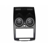 Накладка центральная на кооль Nissan Qashqai j10 - 68260JD92A 68260JD92A